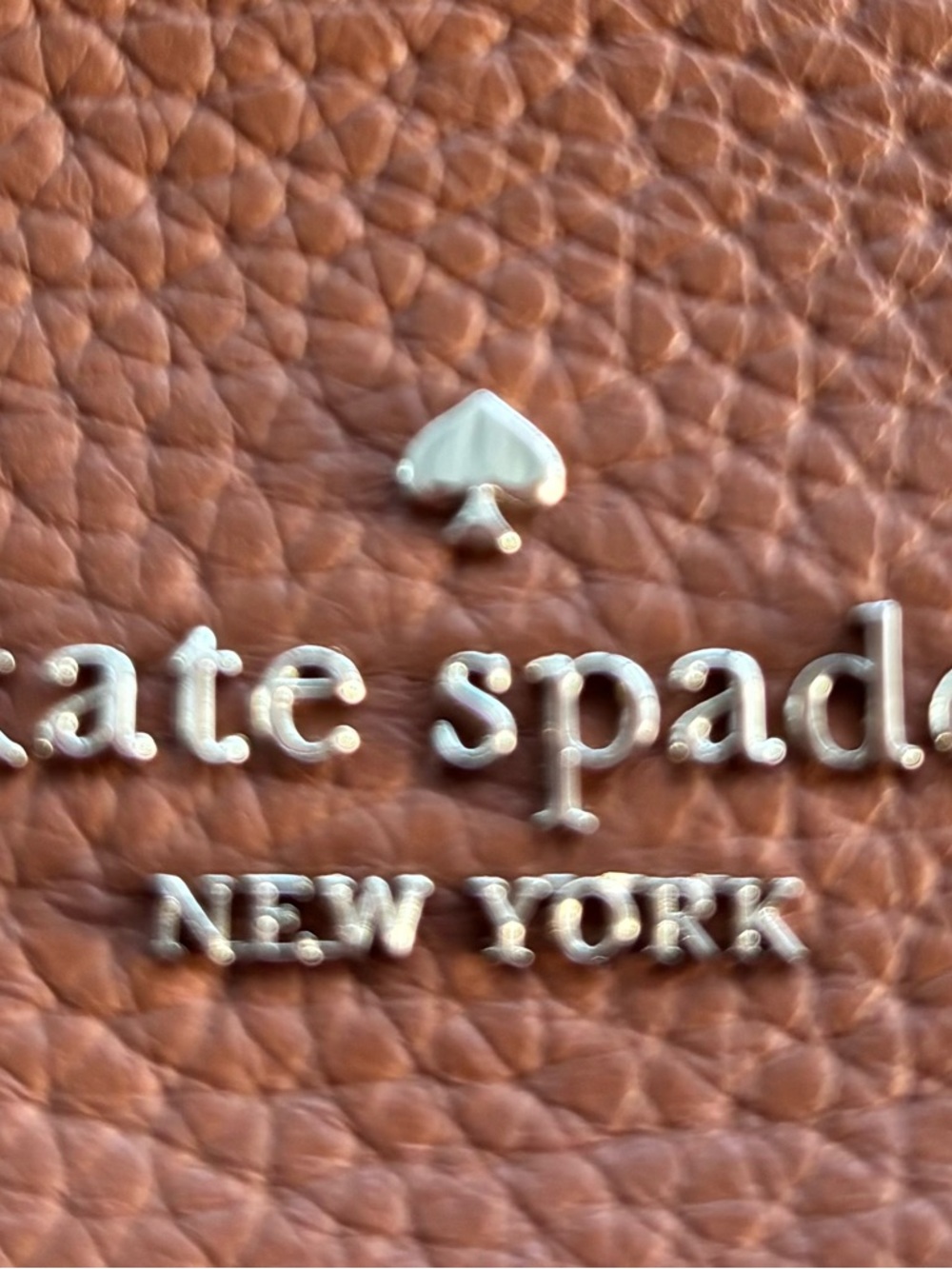 Kate Spade Leila Pebbled Leather Convertible Leather Wristlet Gingerbread - Picture 3 of 8